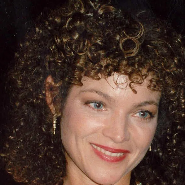 Amy Irving